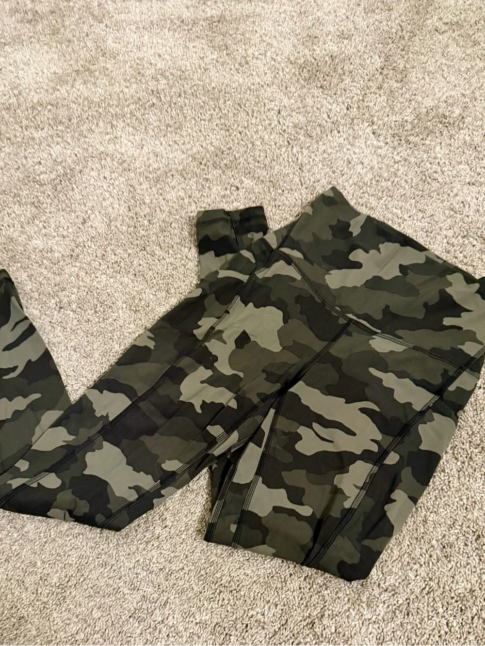 lululemon athletica High-Rise Camo Leggings - Olive & Dark Olive